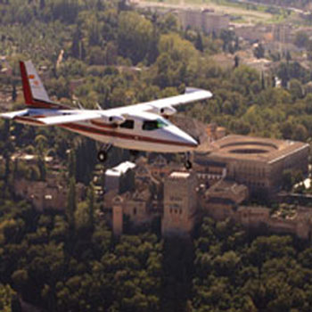 VUELA POR ENCIMA DE LA ALHAMBRA!!